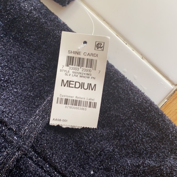 Sweater - Picture 4 of 7